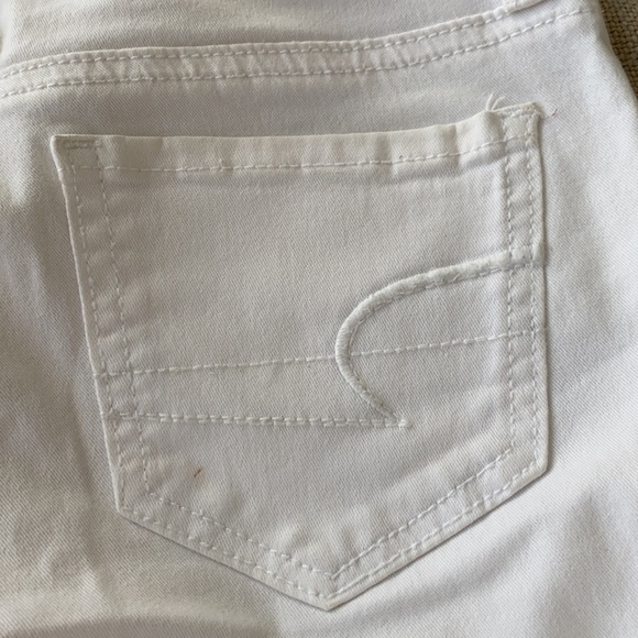 American Eagle Stretch White Skinny Jeans! - Picture 6 of 8